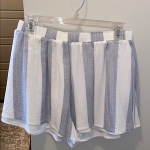 Blue and white flowy shorts Size L